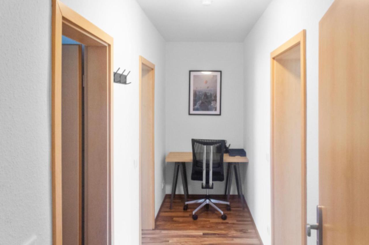 Relax Oasis With 65 Smarttv, Kitchen And Balcony Appartement Duisburg Buitenkant foto